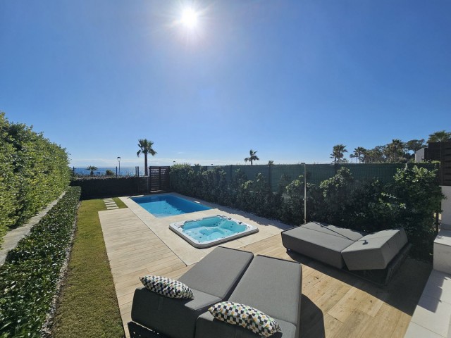 4 Makuuhuoneen Rivitalo New Golden Mile