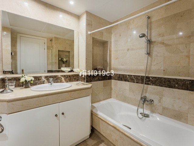 2 Soveroms Leilighet i Elviria