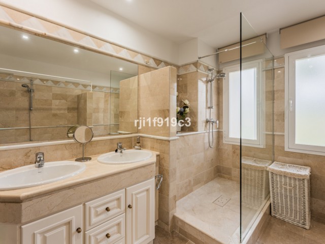 2 Soveroms Leilighet i Elviria