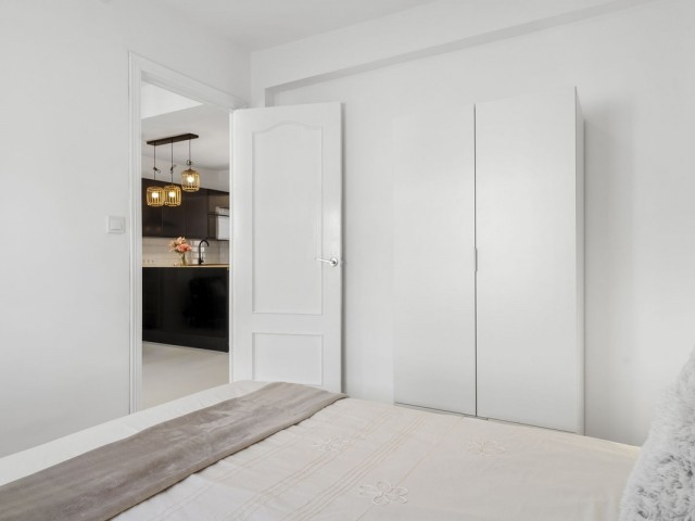 Apartamento con 3 Dormitorios  en Los Boliches