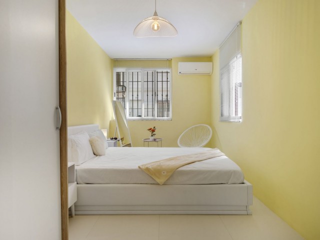 Apartamento con 3 Dormitorios  en Los Boliches