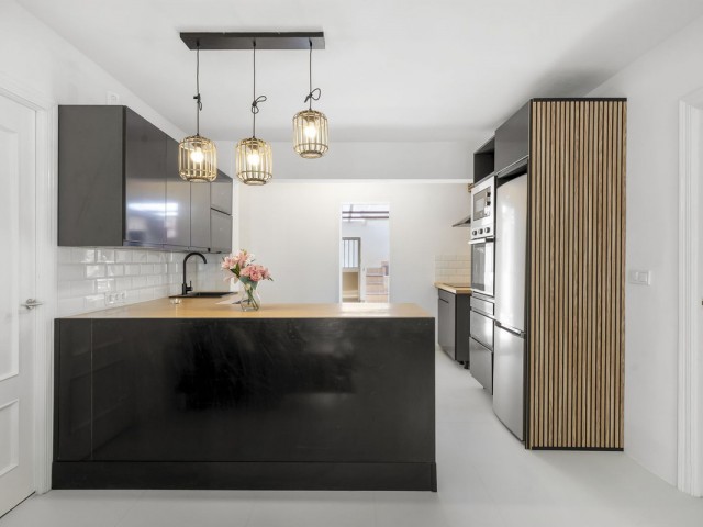 Apartamento con 3 Dormitorios  en Los Boliches