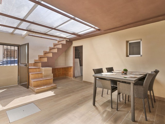 Apartamento con 3 Dormitorios  en Los Boliches