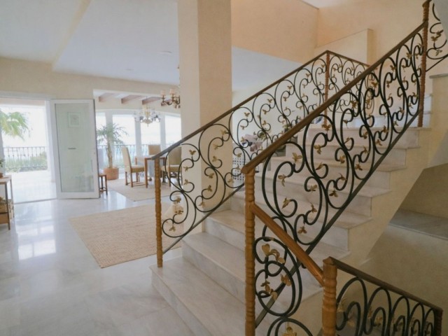 4 Slaapkamer Rijtjeshuis in Mijas