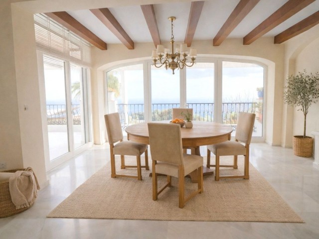 4 Slaapkamer Rijtjeshuis in Mijas