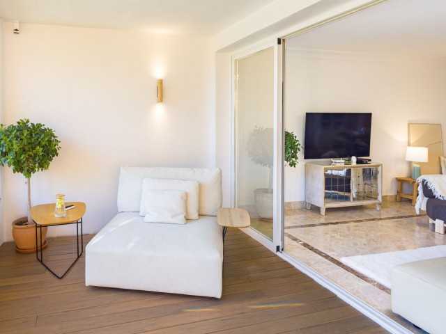 4 Schlafzimmer Apartment in Nueva Andalucía