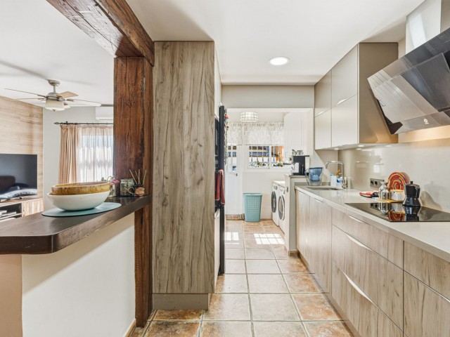 Rijtjeshuis, Las Lagunas, R5347297