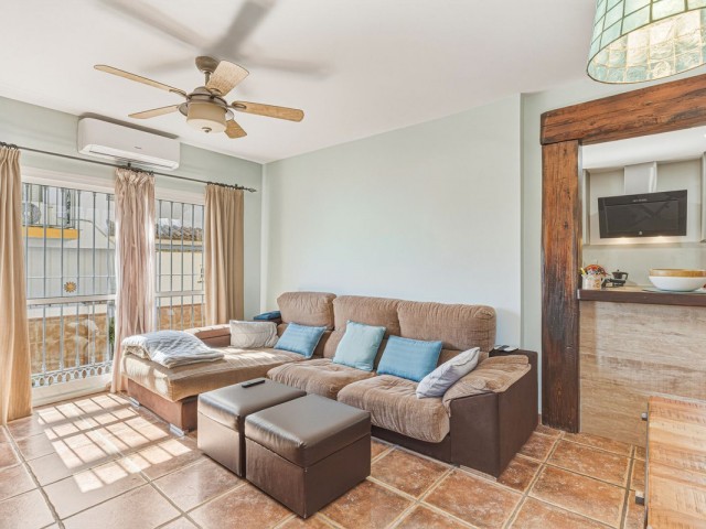 Maison mitoyenne avec 3 Chambres  à Las Lagunas