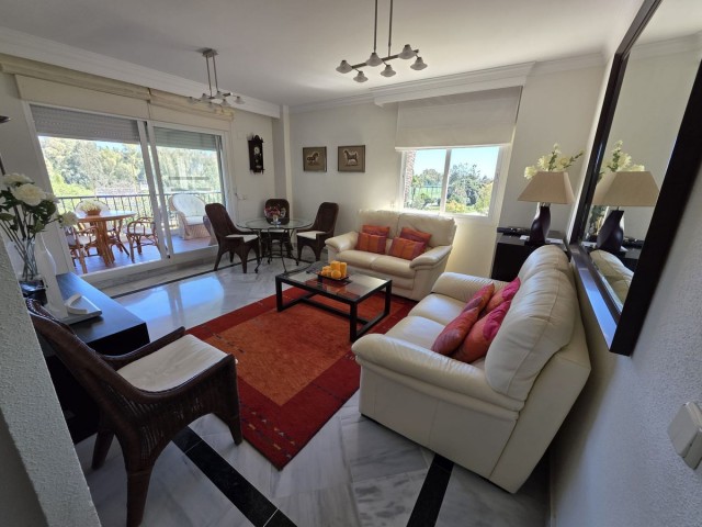 3 Makuuhuoneen Huoneisto Nueva Andalucía