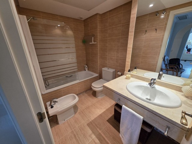 3 Makuuhuoneen Huoneisto Nueva Andalucía