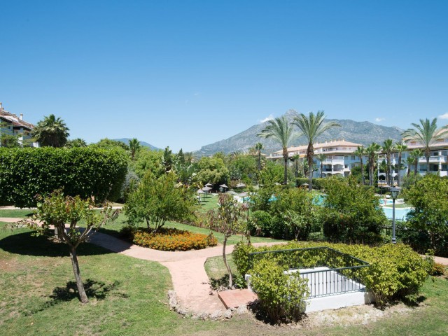 3 Makuuhuoneen Huoneisto Nueva Andalucía