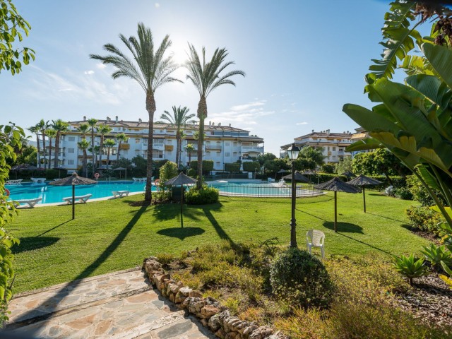 3 Makuuhuoneen Huoneisto Nueva Andalucía