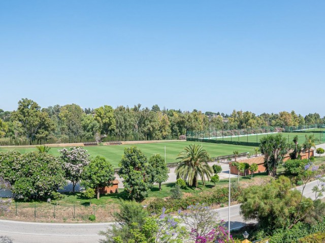 3 Makuuhuoneen Huoneisto Nueva Andalucía