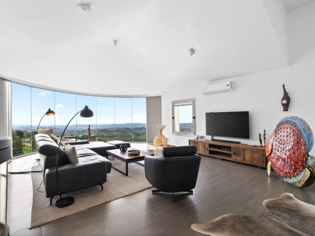 Villa avec 5 Chambres  à Valtocado