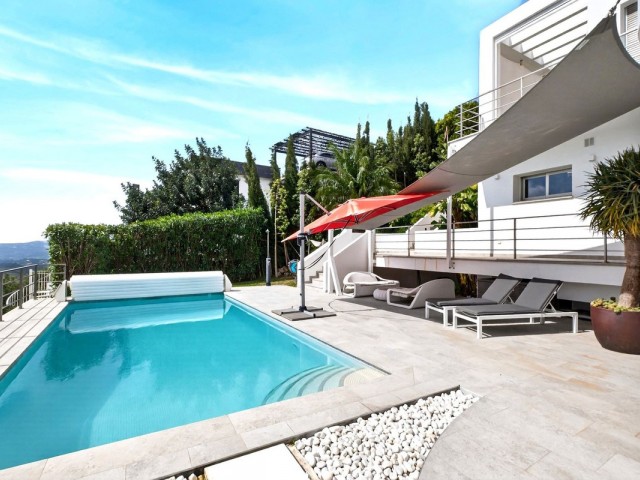 Villa avec 5 Chambres  à Valtocado