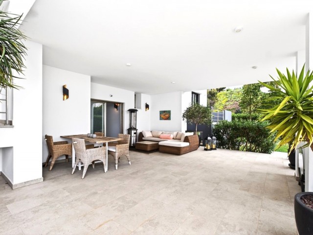 Villa avec 5 Chambres  à Valtocado