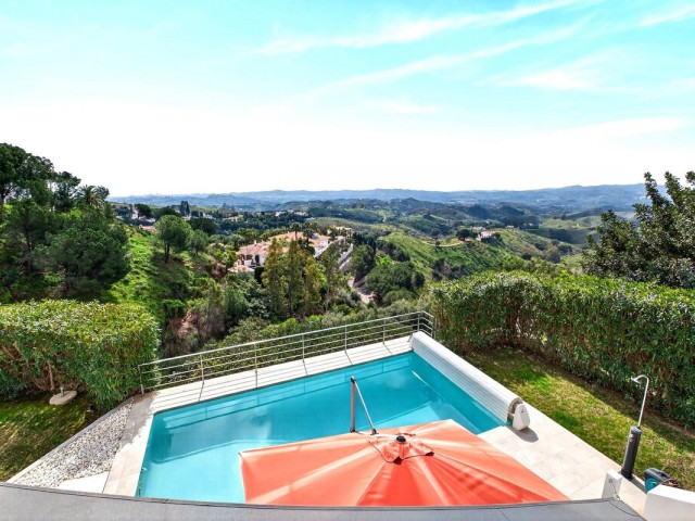 Villa avec 5 Chambres  à Valtocado