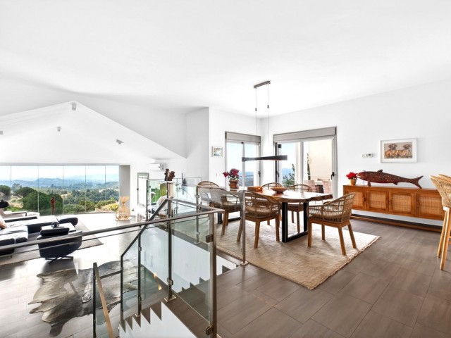 Villa avec 5 Chambres  à Valtocado