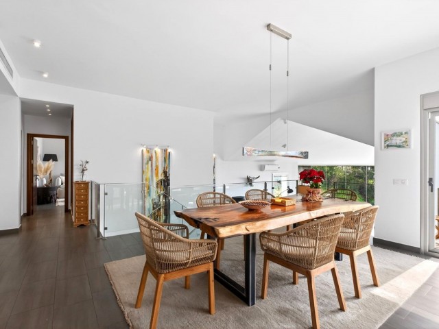 Villa avec 5 Chambres  à Valtocado