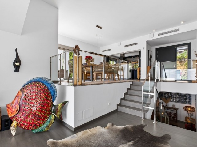 Villa avec 5 Chambres  à Valtocado