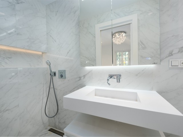 3 Schlafzimmer Reihenhaus in Nueva Andalucía