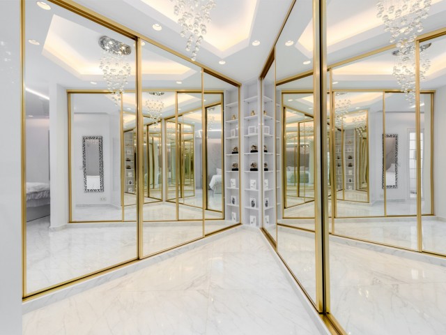 Maison mitoyenne avec 3 Chambres  à Nueva Andalucía