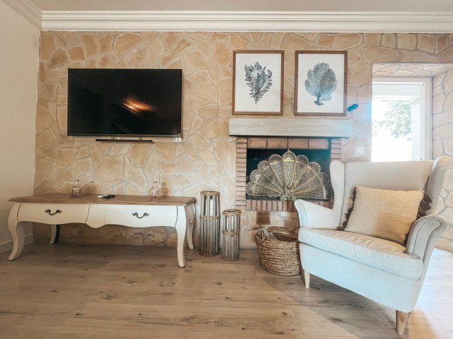 Villa avec 5 Chambres  à Nueva Andalucía