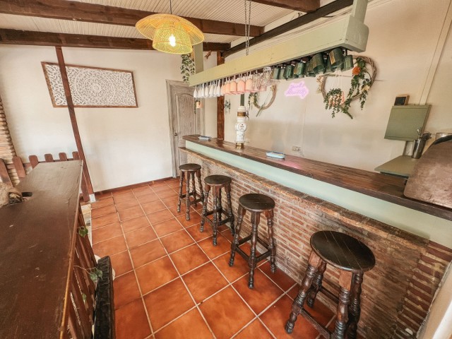 Villa avec 5 Chambres  à Nueva Andalucía