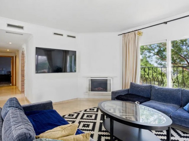 4 Sovrums Lägenhet i Nueva Andalucía