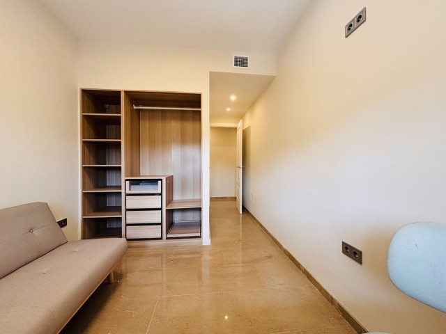 3 Bedrooms Apartment in La Duquesa