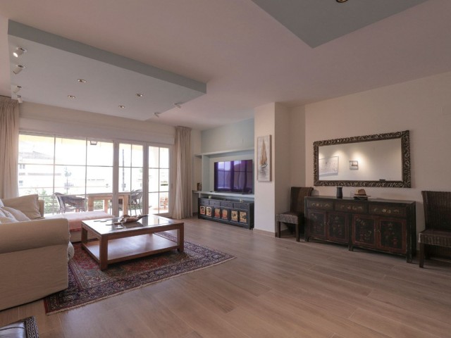 Leilighet, Cabopino, R5348041