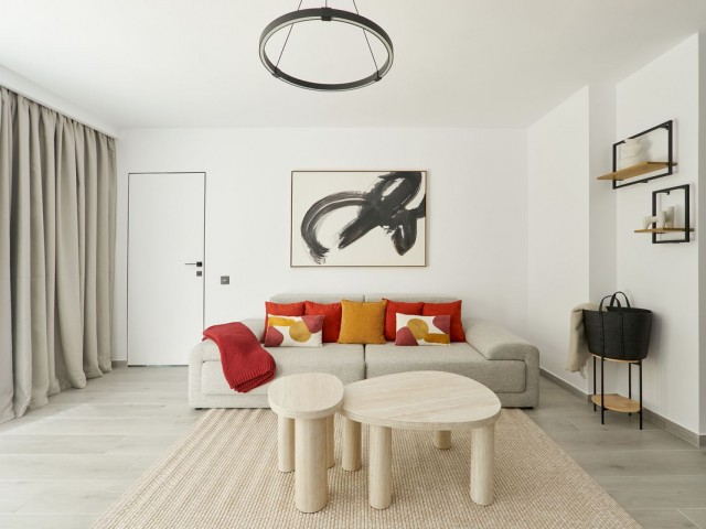 2 Bedrooms Apartment in Nueva Andalucía