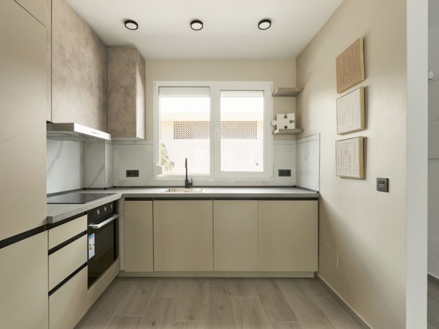 2 Bedrooms Apartment in Nueva Andalucía