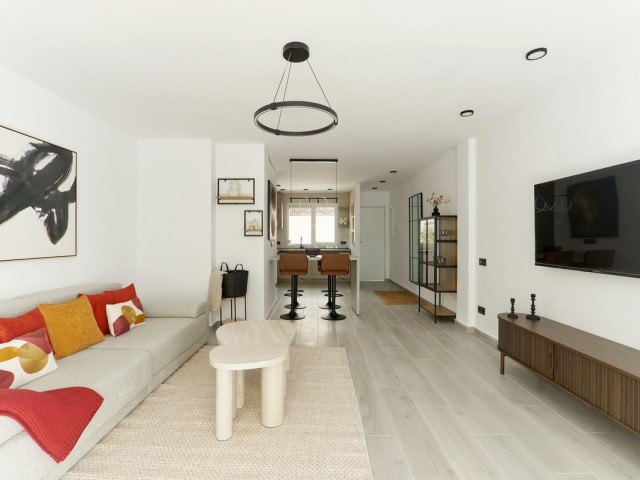 2 Bedrooms Apartment in Nueva Andalucía