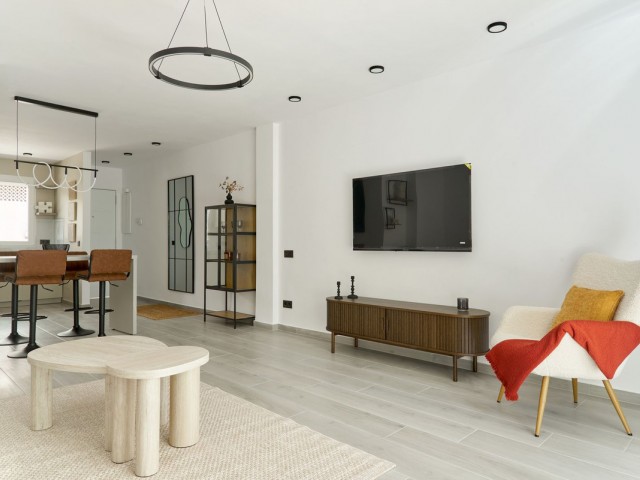2 Bedrooms Apartment in Nueva Andalucía
