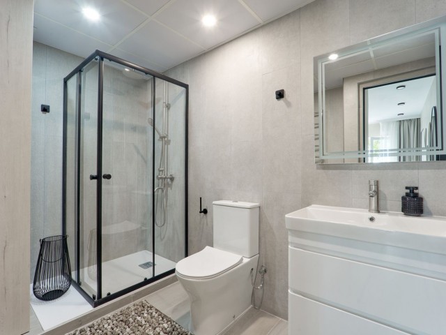 2 Bedrooms Apartment in Nueva Andalucía