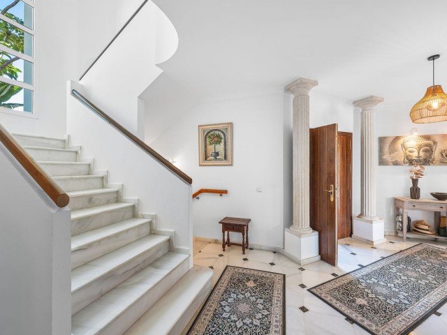 3 Sovrums Villa i Estepona