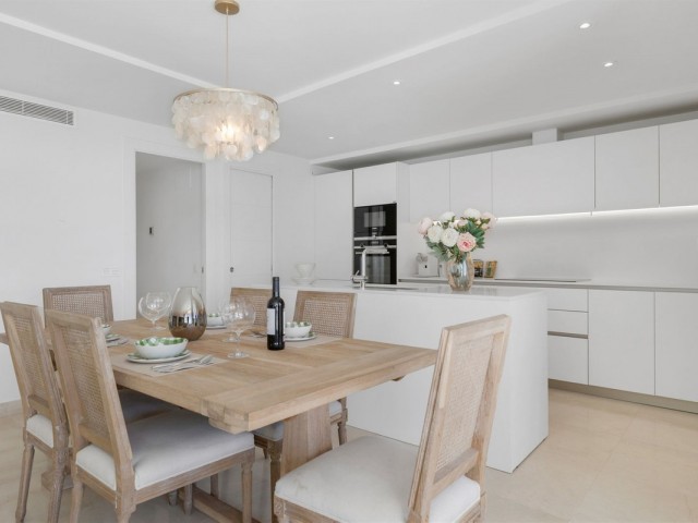 Kattohuoneisto Nueva Andalucía