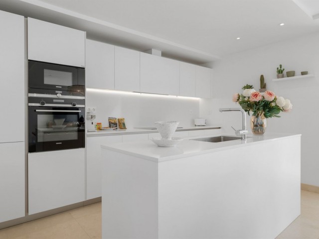 Kattohuoneisto Nueva Andalucía