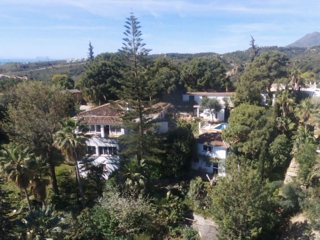 6 Slaapkamer Villa in New Golden Mile