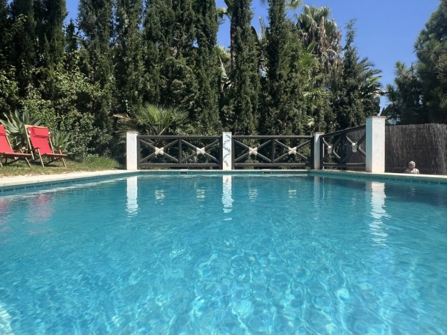 6 Slaapkamer Villa in New Golden Mile