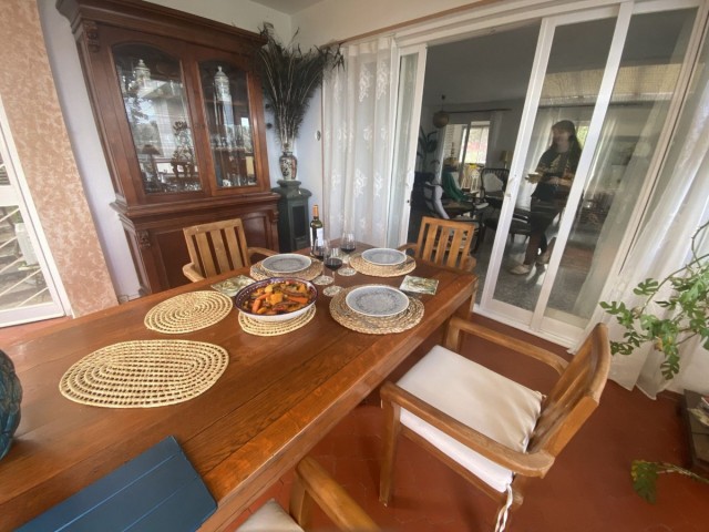 6 Slaapkamer Villa in New Golden Mile