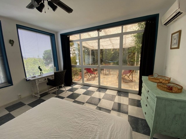 6 Slaapkamer Villa in New Golden Mile