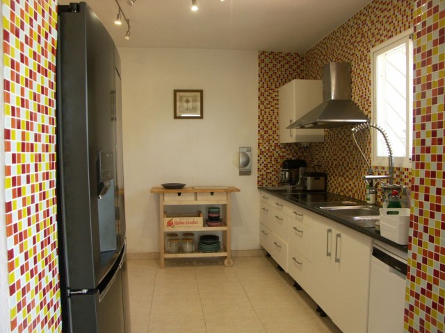 6 Slaapkamer Villa in New Golden Mile