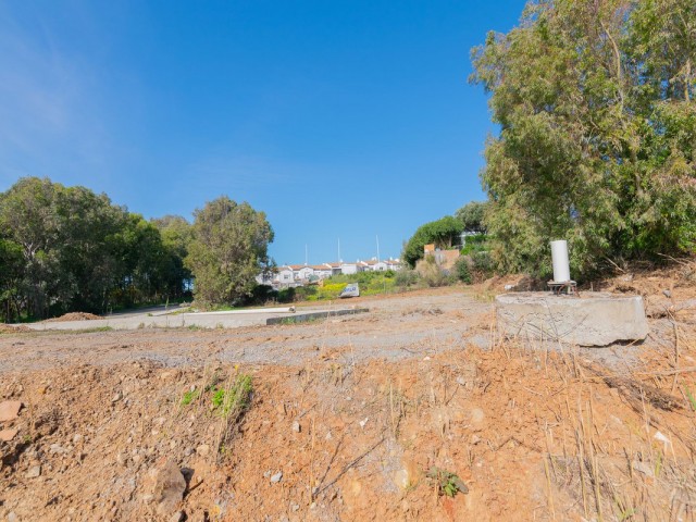  Grundstück in Manilva