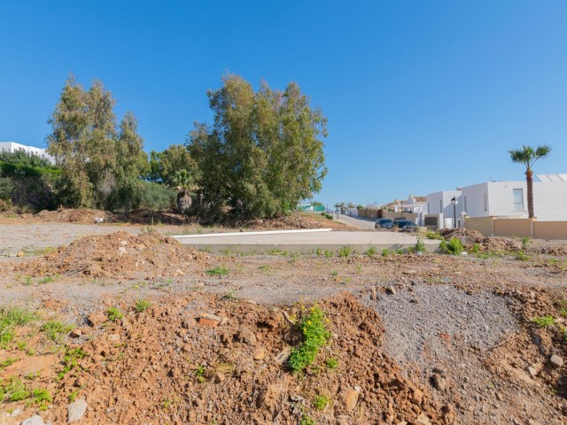  Grundstück in Manilva