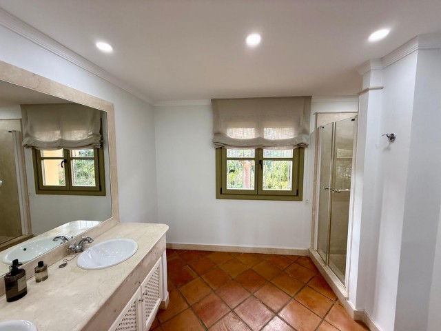 3 Makuuhuoneen Rivitalo Sotogrande Alto