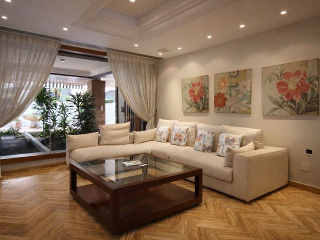 Villa avec 7 Chambres  à Puerto Banús