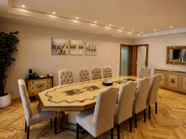 Villa avec 7 Chambres  à Puerto Banús
