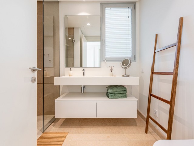 4 Makuuhuoneen Huoneisto Benahavís